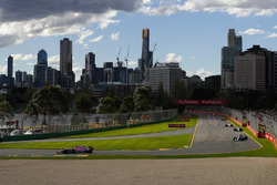 Esteban Ocon, Force India VJM11 Mercedes, Valtteri Bottas, Mercedes AMG F1 W09, Lance Stroll, Willia