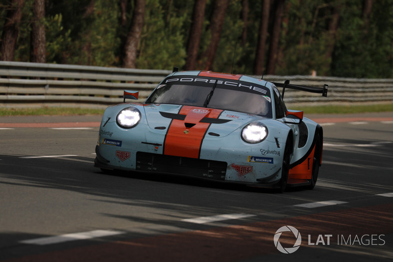 #86 Gulf Racing Porsche 911 RSR: Michael Wainwright, Benjamin Barker, Alex Davison