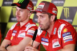 Andrea Dovizioso, Ducati Team, Jorge Lorenzo, Ducati Team