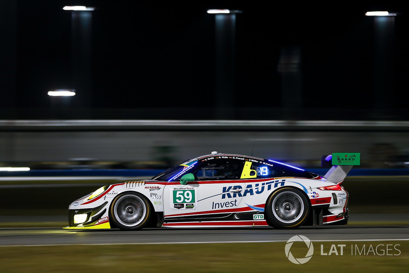 #59 Manthey Racing Porsche 911 GT3 R, GTD: Steve Smith, Harald Proczyk, Sven Muller, Matteo Cairoli