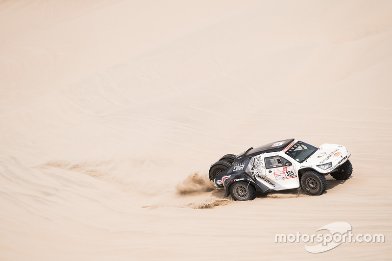 #355 SsangYong Tivoli DKR: Óscar Fuertes, Diego Vallejo