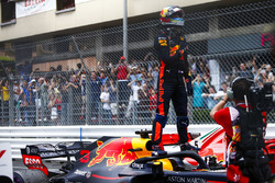 Daniel Ricciardo, Red Bull Racing, celebra