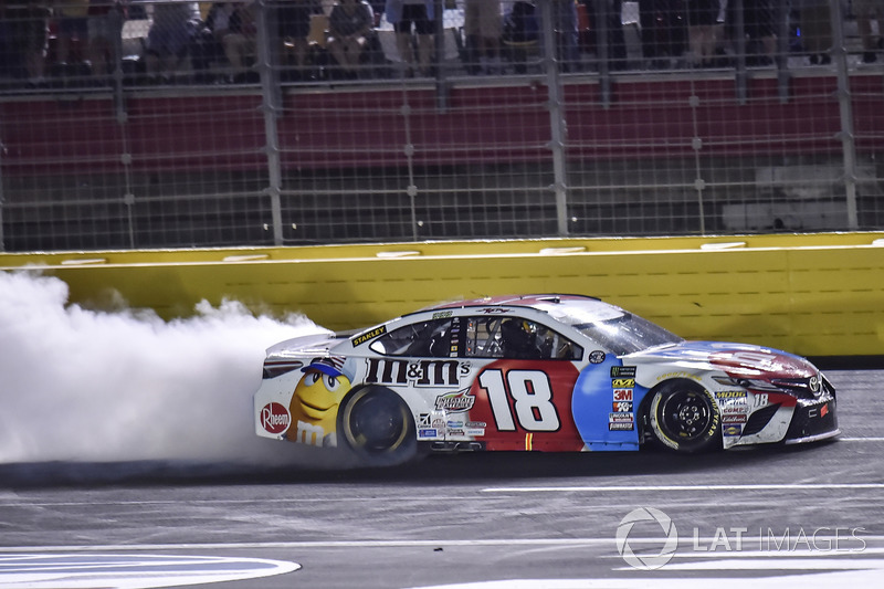 Kyle Busch Joe Gibbs Racing Toyota Camry M S Red White Blue Kyle Busch Joe Gibbs Racing Toyota Camry M S Red White Blue Does