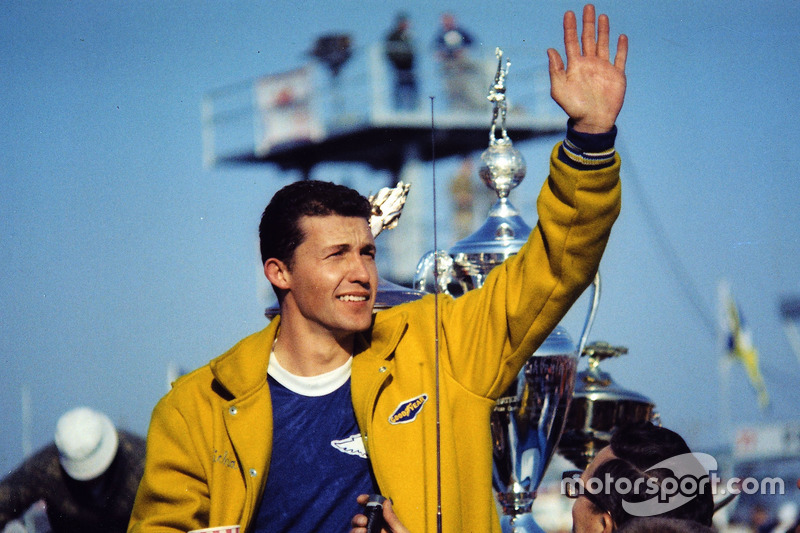 1964: #43 Richard Petty - Petty Enterprises Plymouth