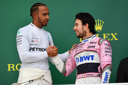 Ganador, Lewis Hamilton, Mercedes-AMG F1 y Sergio Perez, Force India