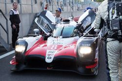 Racewinnaars #8 Toyota Gazoo Racing Toyota TS050: Sébastien Buemi, Kazuki Nakajima, Fernando Alonso