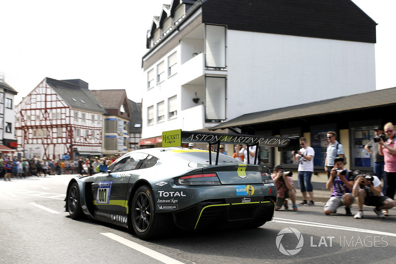 Максим Мартен, Марко Сёренсен, Ники Тим, Даррен Тёрнер, Aston Martin Racing, Aston Martin Vantage GT3 (№007)