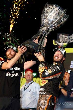 2017 champion Martin Truex Jr., Furniture Row Racing Toyota, crew chief Cole Pearn