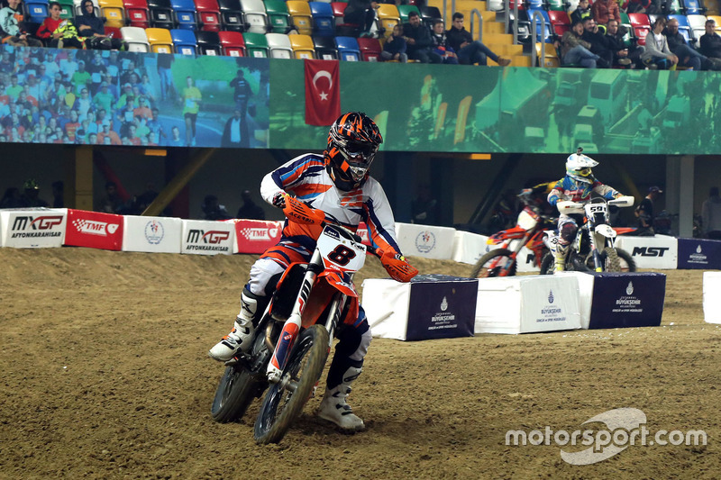 İstanbul Supercross Cuma antrenman