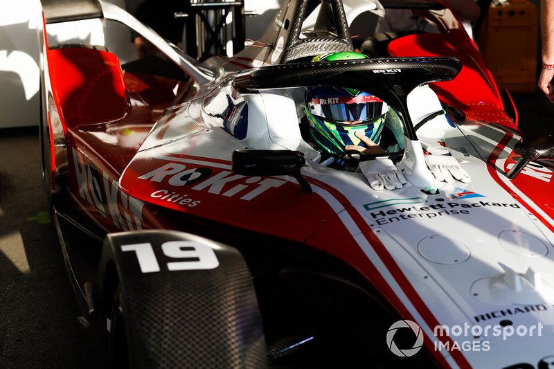 Felipe Massa, Venturi, EQ Silver Arrow 01 in the garage
