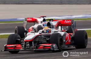 Lewis Hamilton, McLaren MP4-25 Mercedes, Jenson Button, McLaren MP4-25 Mercedes