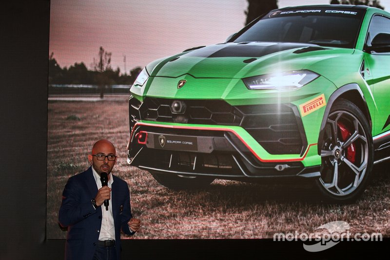 Lamborghini Urus ST-X, presentazione