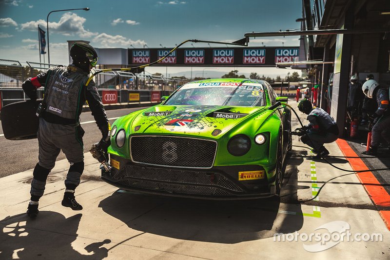 #8 Bentley Team M-Sport Bentley Continental GT3: Alex Buncombe, Oliver Jarvis, Sebastian Morris