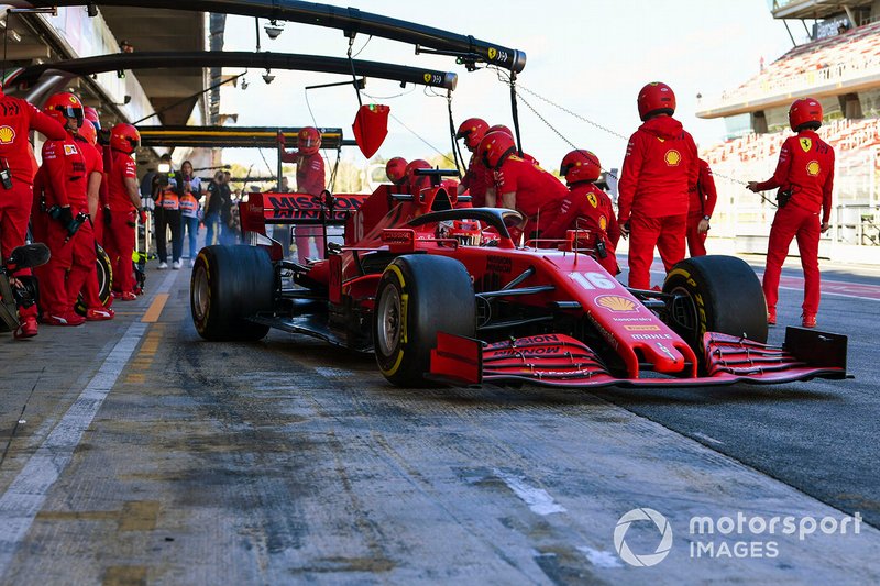 Charles Leclerc, Ferrari SF1000, fa un pit stop