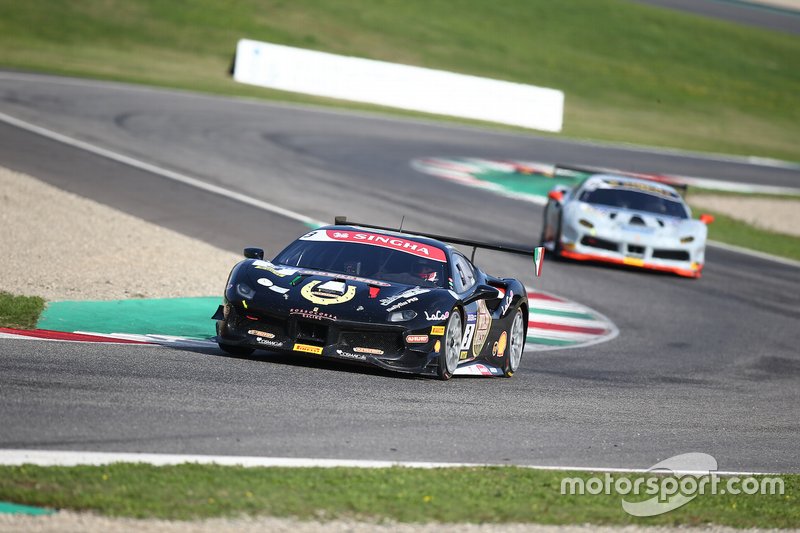 #3 Ferrari 488 Challenge, Rossocorsa: Niccolo Schiro