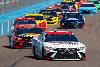 Kyle Busch, Joe Gibbs Racing, Toyota Camry Sport Clips, Martin Truex Jr., Joe Gibbs Racing, Toyota Camry Bass Pro Shops