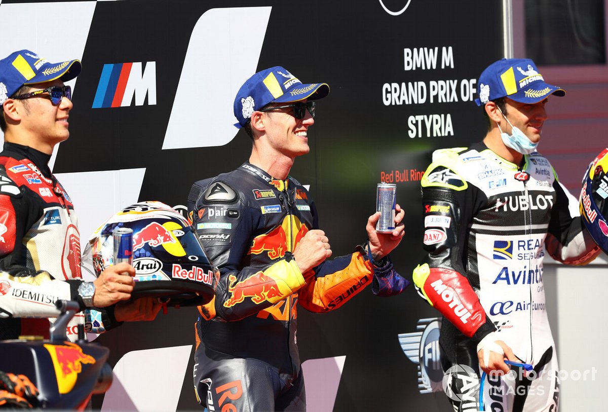 Polesitter Pol Espargaro, Red Bull KTM Factory Racing, second o posto Takaaki Nakagami, Team LCR Honda, terzo posto Johann Zarco, Avintia Racing