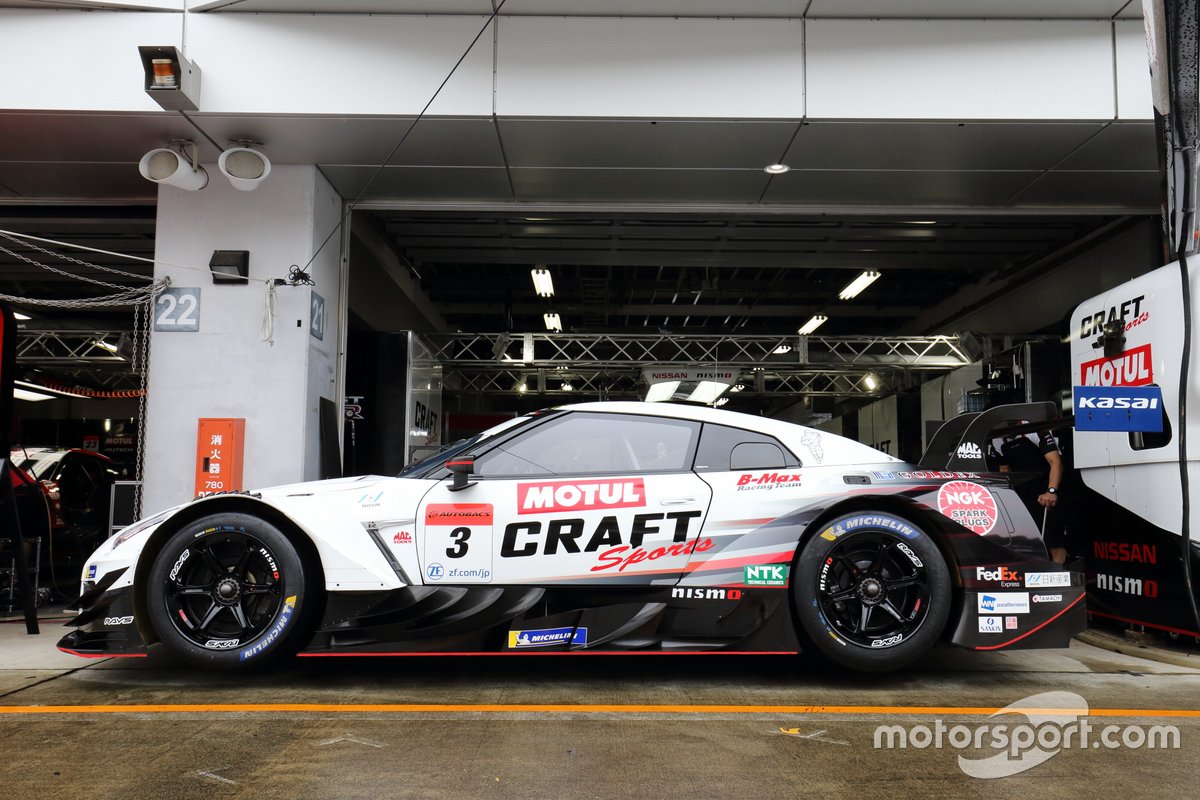 #3 CRAFTSPORTS MOTUL GT-R