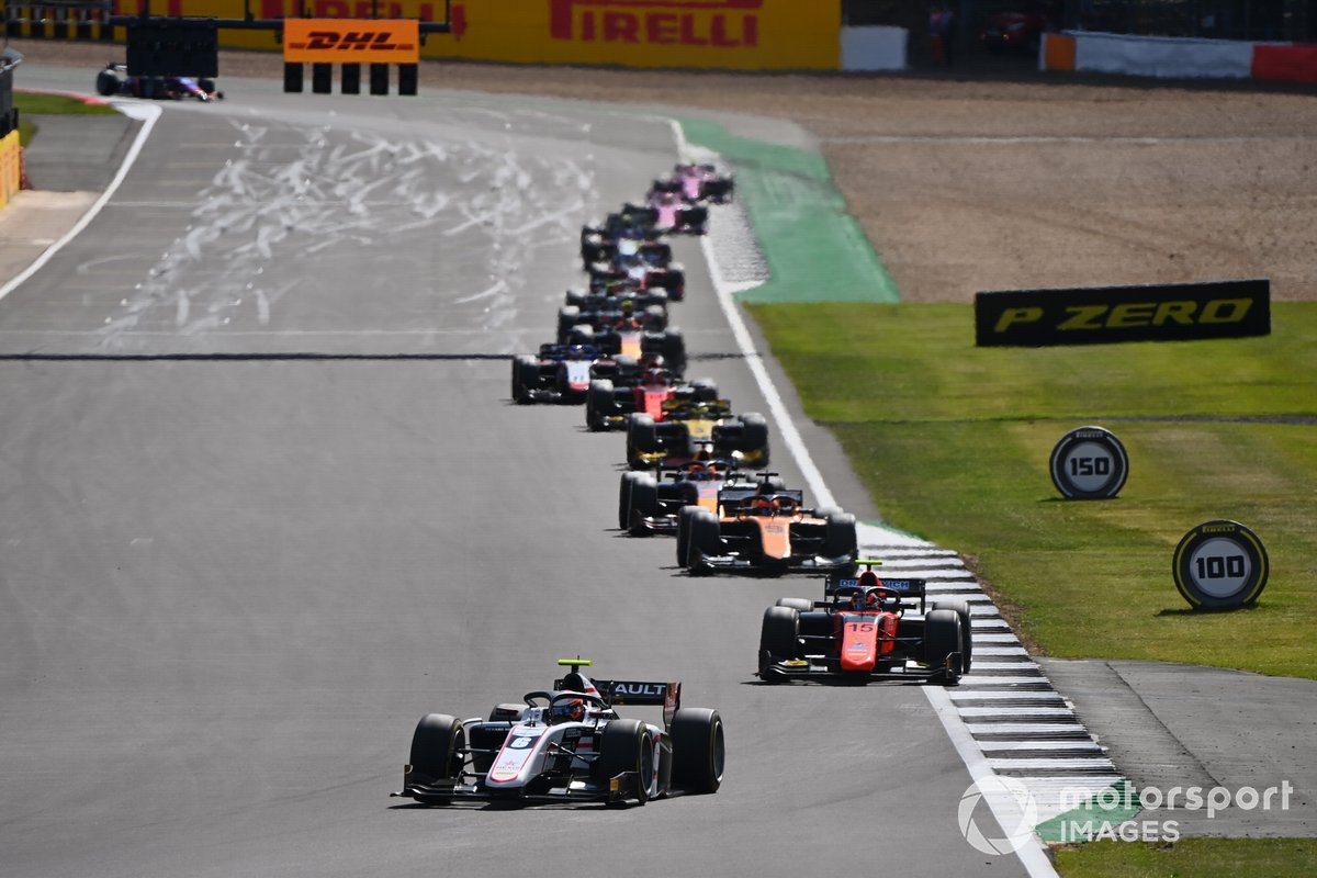 Christian Lundgaard, ART Grand Prix, precede Felipe Drugovich, MP Motorsport, Jack Aitken, Campos Racing, e Yuki Tsunoda, Carlin