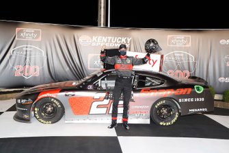 Race Winner Austin Cindric, Team Penske, Ford Mustang