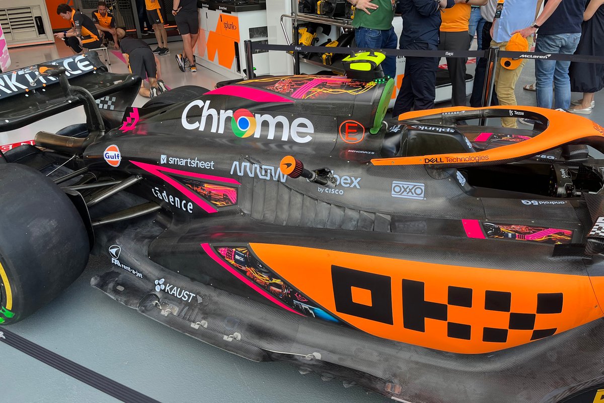 Detalle de la parte trasera del McLaren MCL36