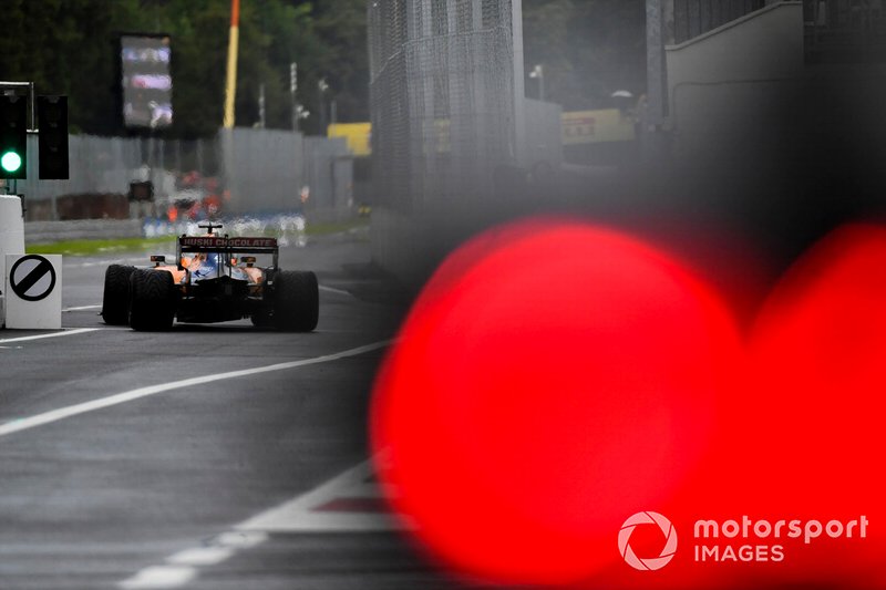Carlos Sainz Jr., McLaren MCL34