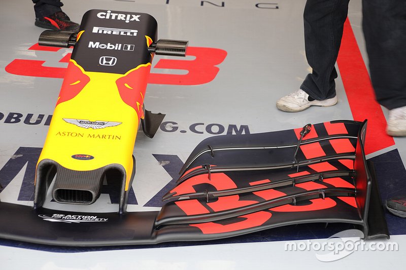 Red Bull Racing RB15 front wing detail