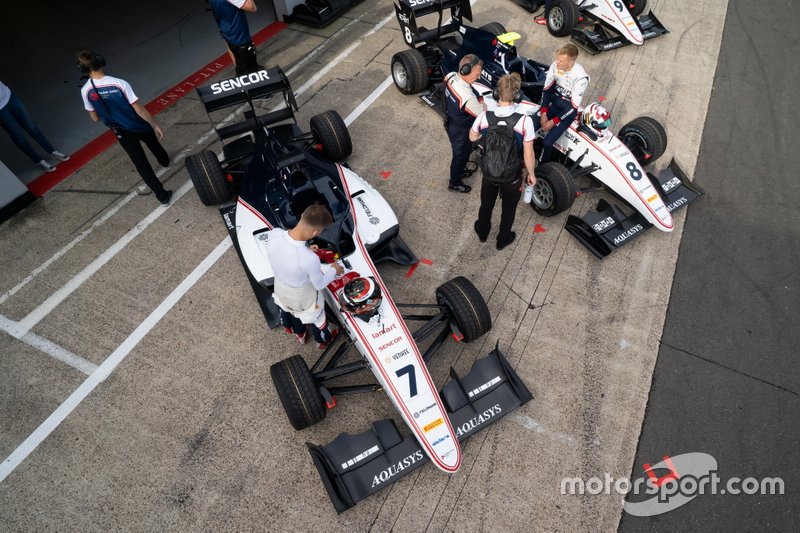 Lirim Zendeli, Sauber Junior Team by Charouz and Fabio Scherer, Sauber Junior Team by Charouz