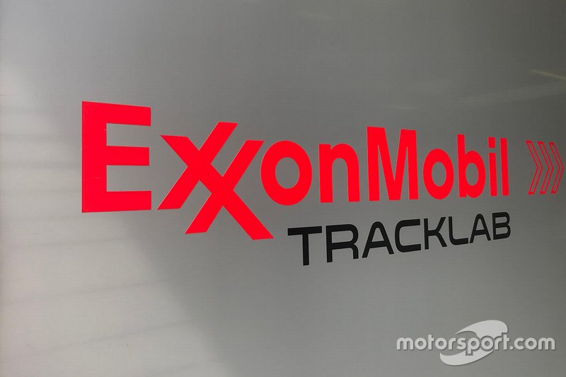 Logo ExxonMobil
