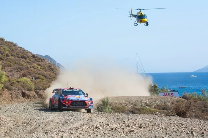 Thierry Neuville, Nicolas Gilsoul, Hyundai Motorsport Hyundai i20 Coupe WRC