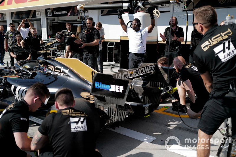 ASAP Ferg, American rapper during pit stop practice with Haas F1