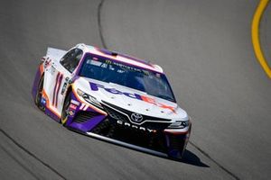  Denny Hamlin, Joe Gibbs Racing, Toyota Camry FedEx Office