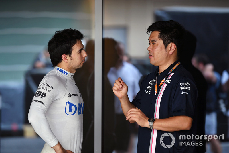 Sergio Perez, Racing Point Force India and Jun Matsuzaki, Force India F1 Team Senior Tyre Engineer