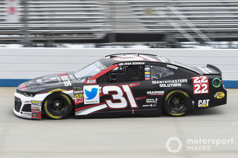 17. Ryan Newman, Richard Childress Racing, Chevrolet Camaro Waste Masters Solutions / 22 in 22