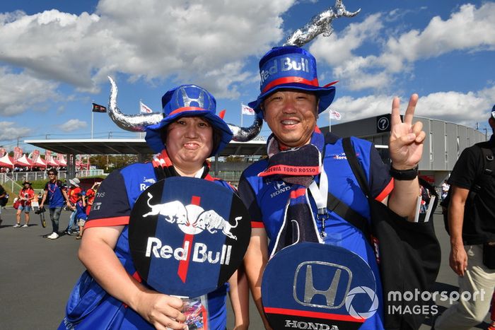 Scuderia Toro Rosso fans