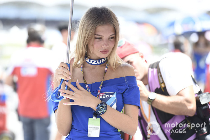 Chica de la parrilla