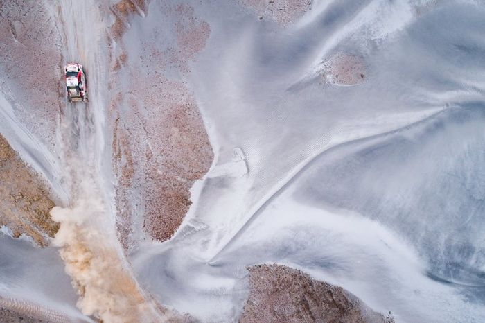 #301 Toyota Gazoo Racing Toyota Hilux: Nasser Al-Attiyah, Matthieu Baumel