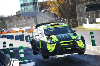 Valentino Rossi, Carlo Cassina, Ford Fiesta WRC