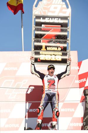 Podium : le vainqueur Marc Marquez, Repsol Honda Team