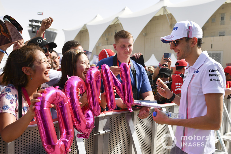 Esteban Ocon, Racing Point Force India con i tifosi