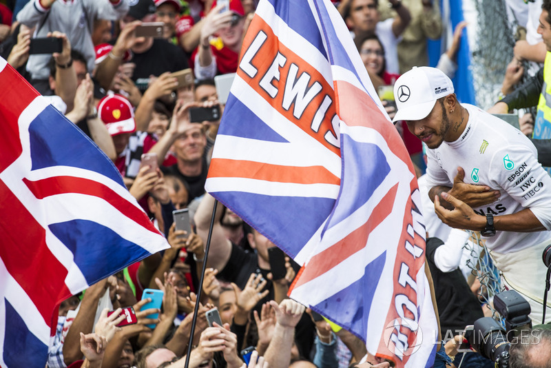 Lewis Hamilton győzelme az Olasz Nagydíjon