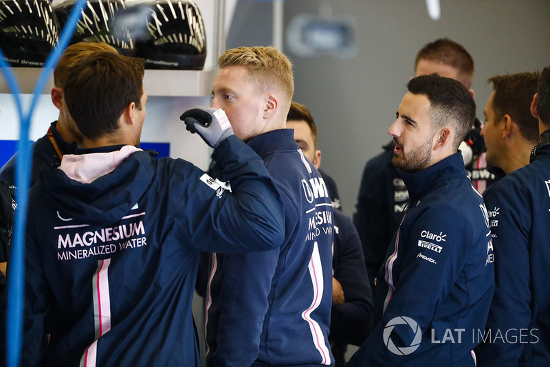 Engineers in the Force India garage