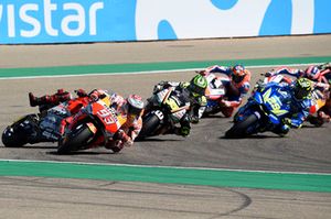 Jorge Lorenzo, Ducati Team crashes behind Marc Marquez, Repsol Honda Team