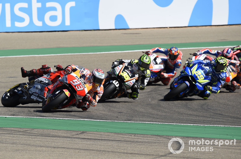 Jorge Lorenzo, Ducati Team choca detrás de Marc Márquez, Repsol Honda Team