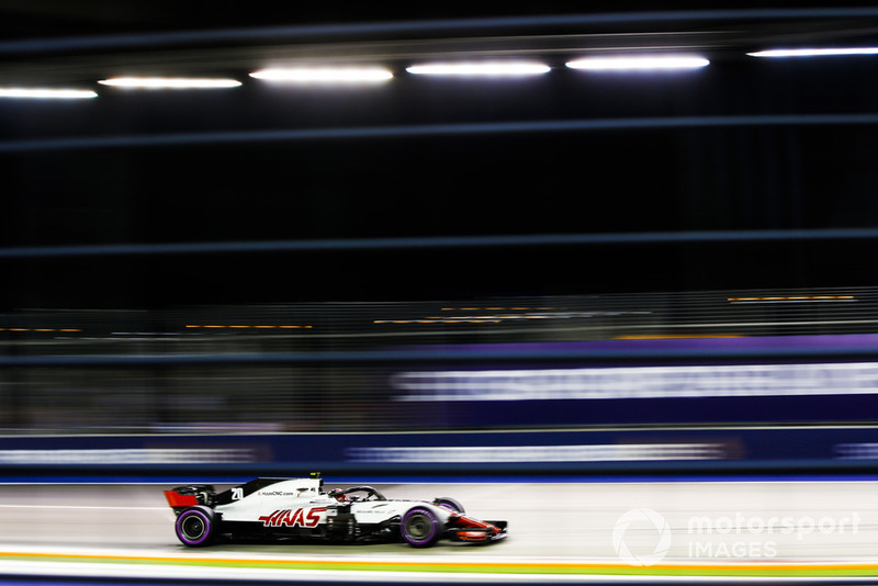 <img src="https://cdn-1.motorsport.com/static/custom/car-thumbs/F1_2018/TESTS/haas.png" alt="" width="250" /> Haas