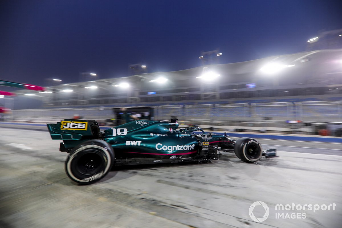 12º Lance Stroll, Aston Martin AMR21, 1:30.460 (con neumáticos C5)