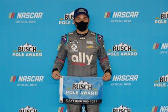 Pole Award winner Alex Bowman, Hendrick Motorsports, Chevrolet Camaro Ally