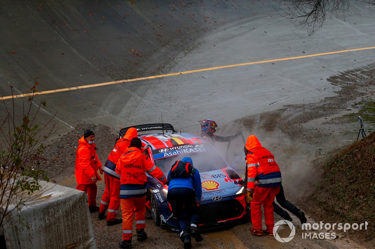Thierry Neuville, Nicolas Gilsoul, Hyundai Motorsport Hyundai i20 Coupe WRC