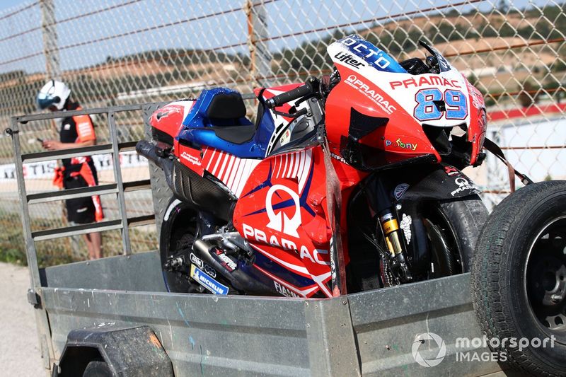 La moto de Jorge Martin, Pramac Racing, tras la caída