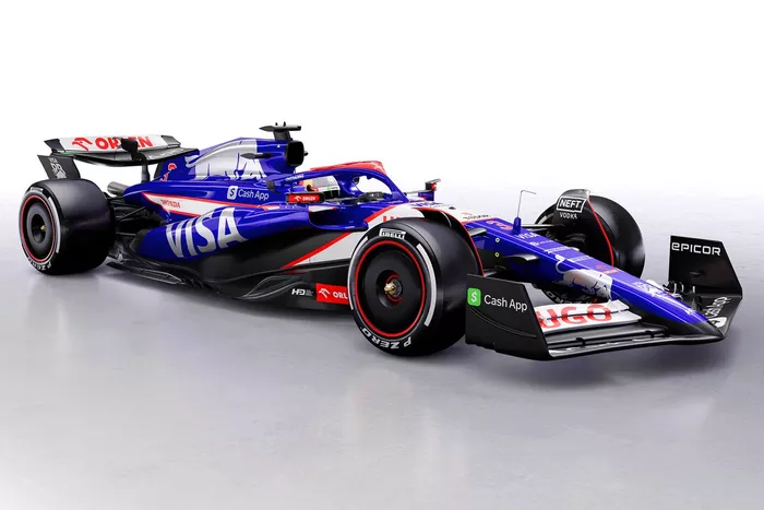 Daniel Ricciardo, VCARB 01